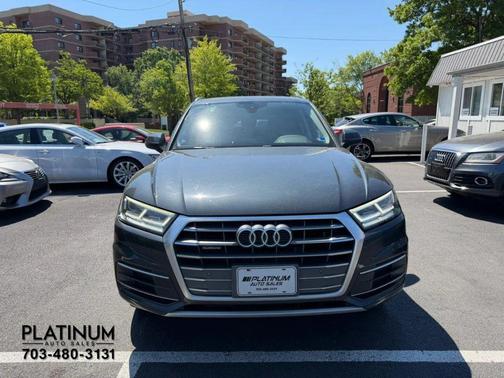 Gray 2018 Audi Q5 2.0T Tech Premium