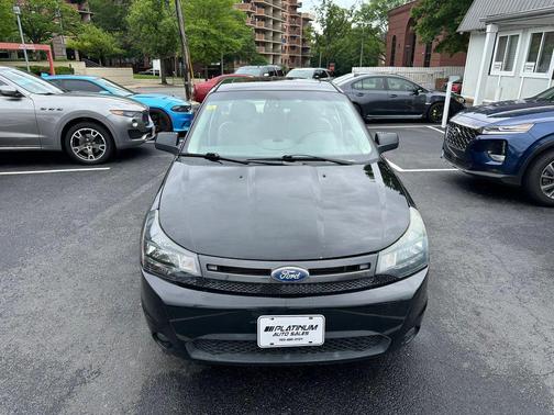 Ebony 2011 Ford Focus SES