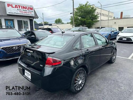 Ebony 2011 Ford Focus SES