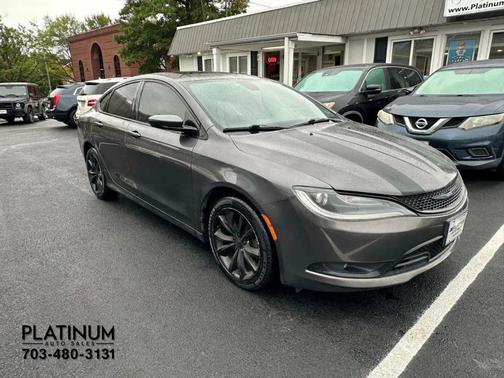 2015 Chrysler 200 S