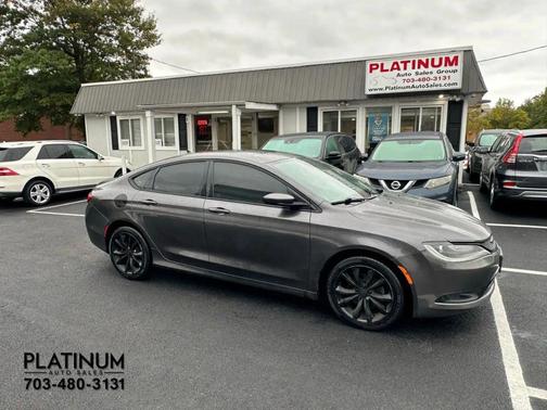 2015 Chrysler 200 S