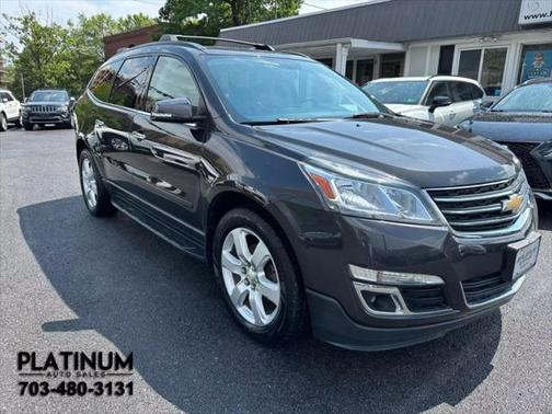 2017 Chevrolet Traverse LT Sport Utility 4D