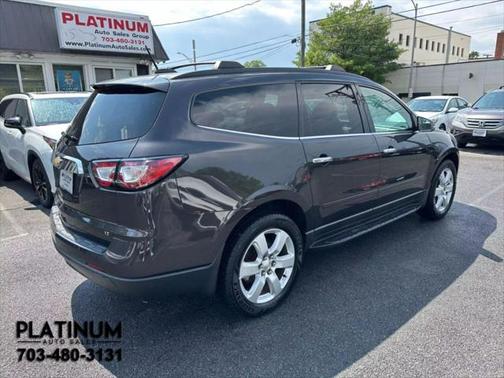 2017 Chevrolet Traverse LT Sport Utility 4D
