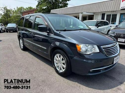 2014 Chrysler Town & Country Touring