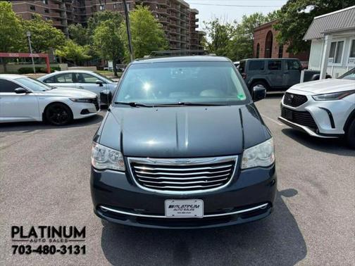 2014 Chrysler Town & Country Touring