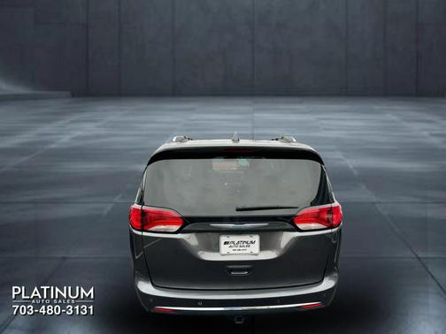 2018 Chrysler Pacifica Hybrid Limited