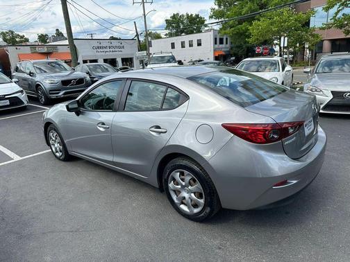 Liquid Silver Metallic 2014 Mazda Mazda3 i Sport