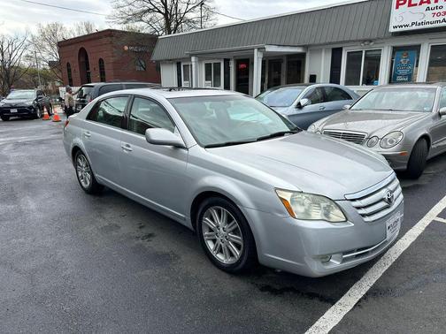 Silver 2006 Toyota Avalon Limited