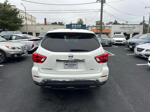 2017 Nissan Pathfinder S