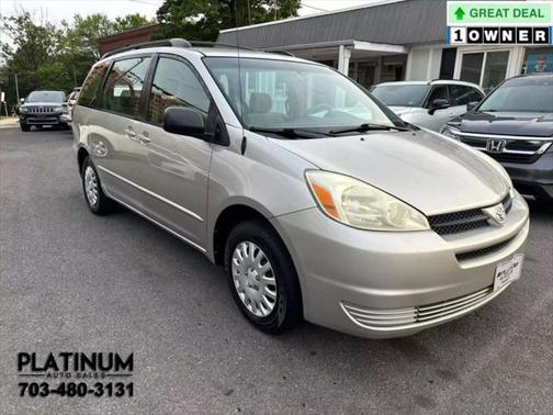 2004 Toyota Sienna CE