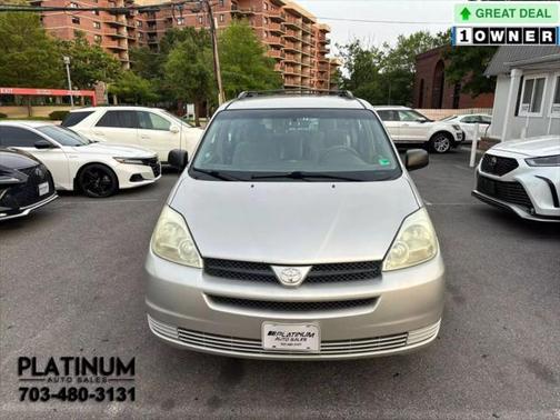 2004 Toyota Sienna CE