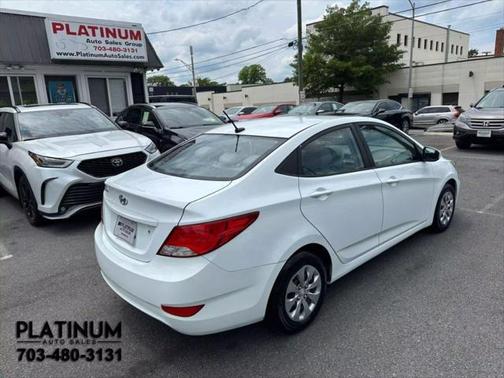 2016 Hyundai Accent SE