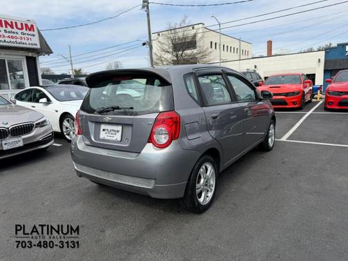 2011 Chevrolet Aveo 5 LT