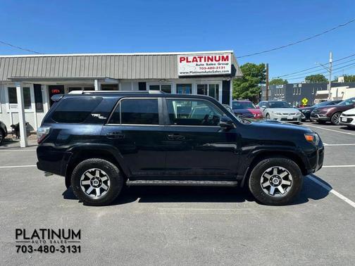 Midnight Black Metallic 2019 Toyota 4Runner TRD Off Road Premium
