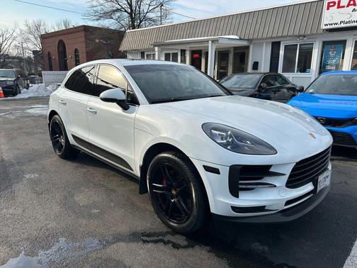 2020 Porsche Macan S
