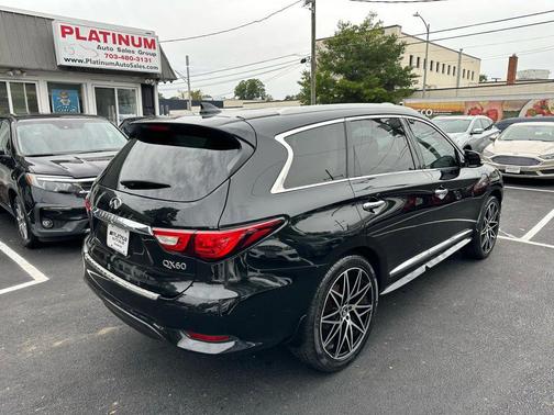 2018 INFINITI QX60 Base