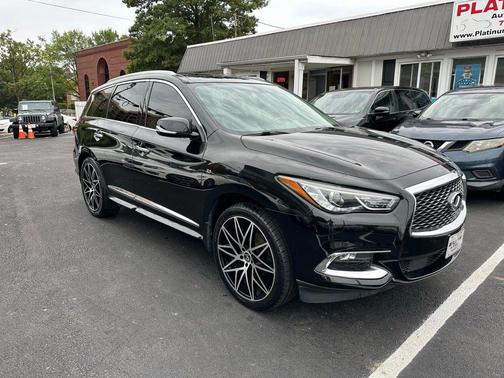 2018 INFINITI QX60 Base