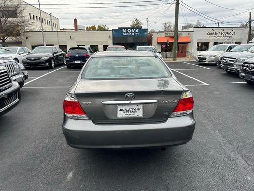 2005 Toyota Camry XLE V6