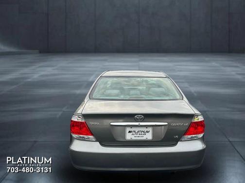 2005 Toyota Camry XLE V6