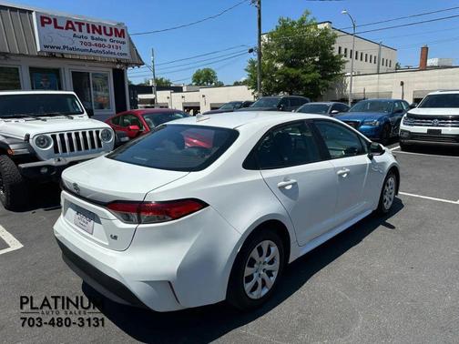 Ice Cap 2024 Toyota Corolla LE
