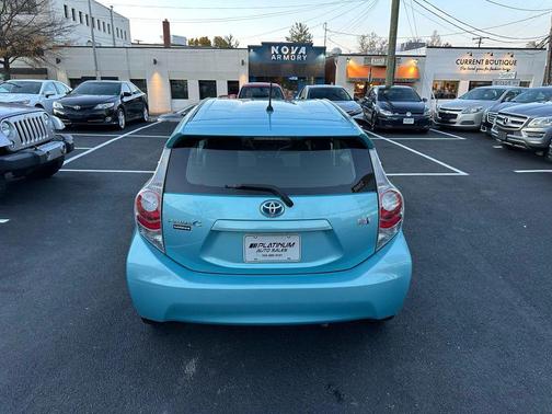2013 Toyota Prius c Three