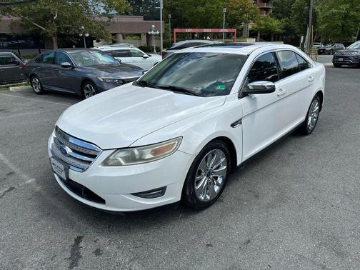 2012 Ford Taurus Limited Sedan 4D