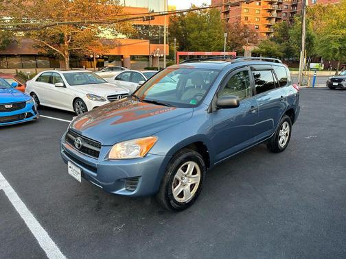 2009 Toyota RAV4 Sport