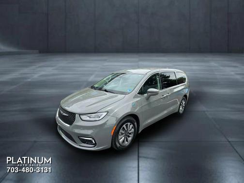 Ceramic Gray Clearcoat 2022 Chrysler Pacifica Hybrid Touring L