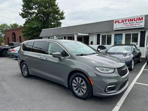 Ceramic Gray Clearcoat 2022 Chrysler Pacifica Hybrid Touring L