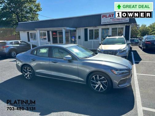 2020 Volvo S60 T5 Momentum