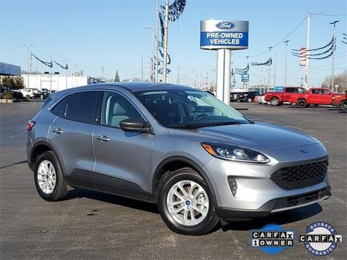2022 Ford Escape SE