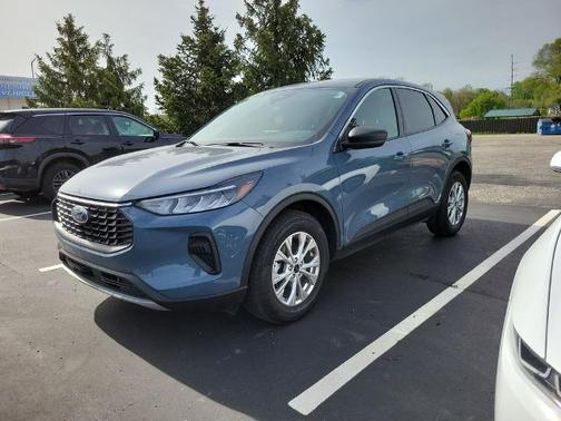 VAPOR BLUE METALLIC 2023 Ford Escape ACTIVE