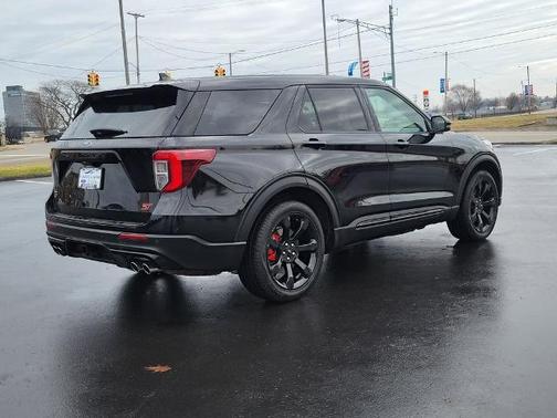 AGATE BLACK METALLIC 2022 Ford Explorer ST