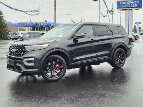 2022 Ford Explorer ST