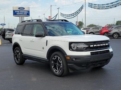 OXFORD WHITE 2023 Ford Bronco Sport OUTER BANKS