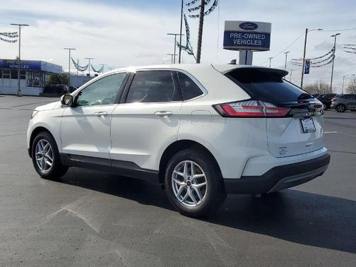 STAR WHITE 2023 Ford Edge SEL