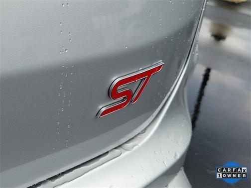 2019 Ford Edge ST