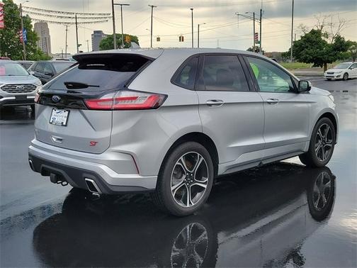 2019 Ford Edge ST