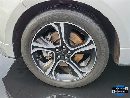 2019 Ford Edge ST