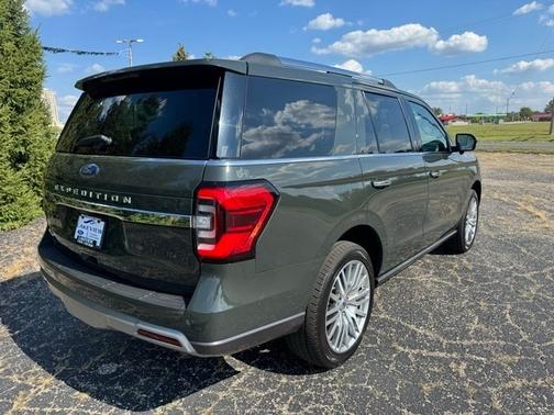 2023 Ford Expedition LIMITED