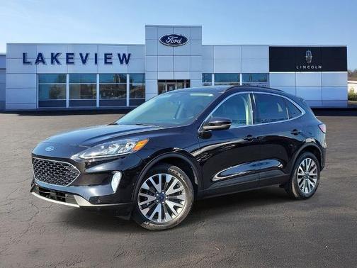 AGATE BLACK METALLIC 2020 Ford Escape TITANIUM
