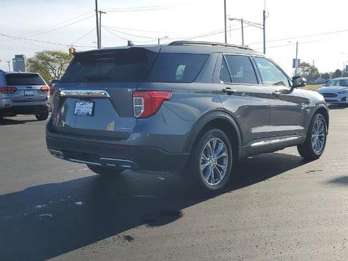 2024 Ford Explorer XLT