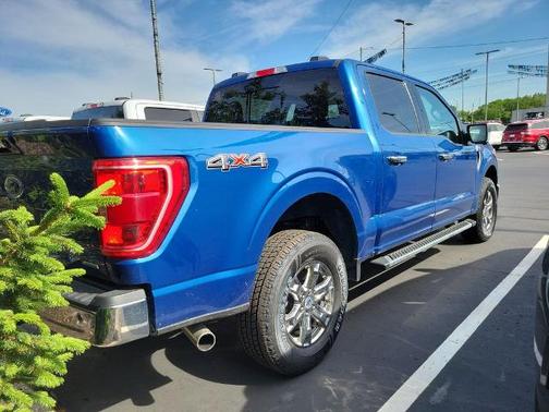 ATLAS BLUE METALLIC 2023 Ford F-150 XLT
