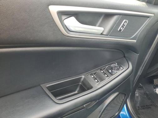 ATLAS BLUE 2022 Ford Edge SEL