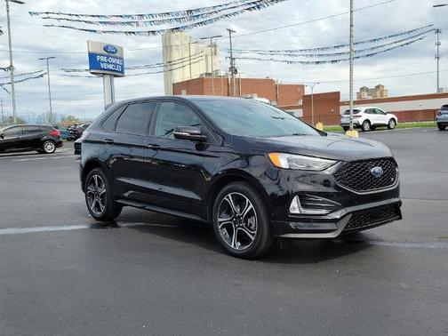 AGATE BLACK METALLIC 2022 Ford Edge ST