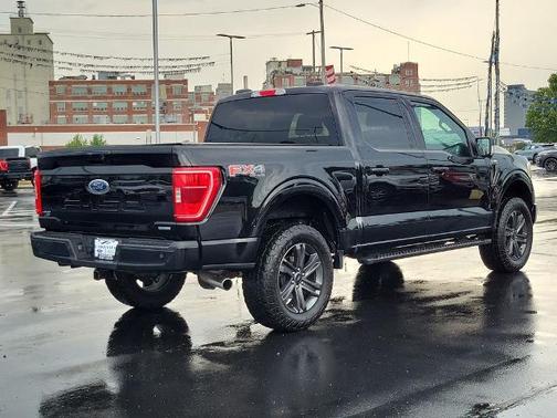 AGATE BLACK METALLIC 2023 Ford F-150 XLT