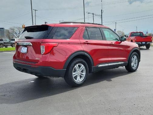 RAPID RED MET TINTED CC 2022 Ford Explorer XLT