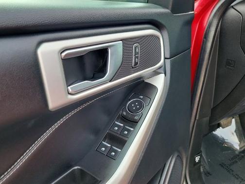 RAPID RED MET TINTED CC 2022 Ford Explorer XLT