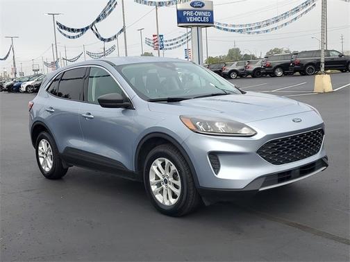 2022 Ford Escape SE