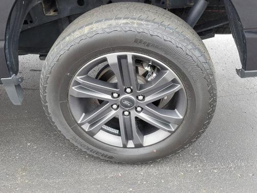 AGATE BLACK METALLIC 2022 Ford F-150 XLT